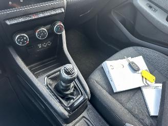 Renault Clio 1.0 TCe Zen picture 12