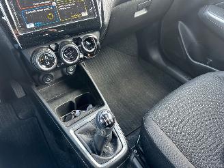 Suzuki Swift 1.2 Style Smart Hybrid picture 11