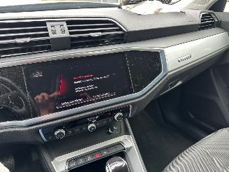 Audi Q3 Sportback 35 TFSI S Edition Automaat picture 13