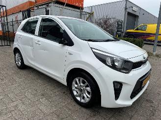 Damaged car Kia Picanto 1.0 CVVT ComfortPlusLine Navigator 2019/5