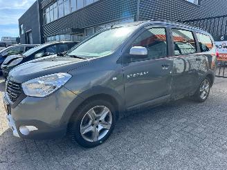 Dacia Lodgy 1.2 TCe Série Limitée Stepway 5p. picture 3