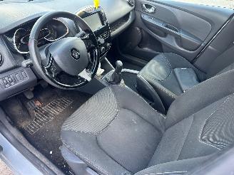 Renault Clio 1.2 Night & Day picture 7