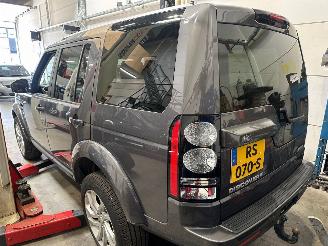 Land Rover Discovery 3.0 SDV6 Landmark picture 5