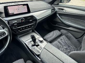 BMW 5-serie 540i xDrive High Executive M-Sport picture 14