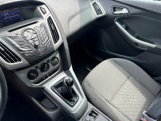 Ford Focus Wagon 1.0 EcoBoost Edition picture 12