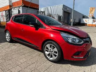Voiture accidenté Renault Clio 0.9 TCe Limited 2018/4