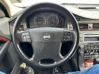 Volvo V-70 2.5T Automaat Summum picture 8