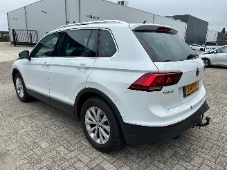 Volkswagen Tiguan 1.4 TSI Comfortline Business picture 4