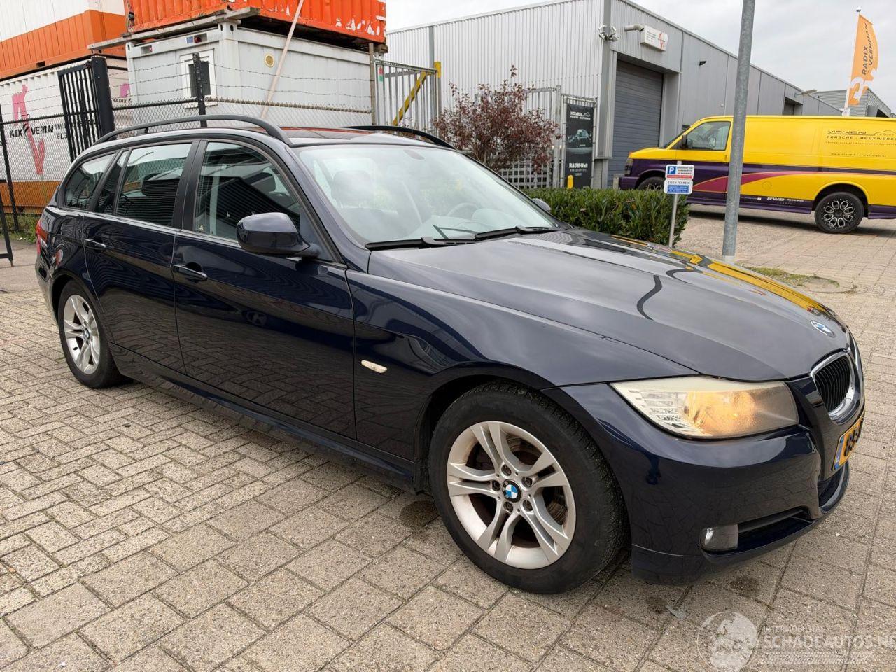 BMW 3-serie Touring 320i Business Line