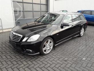 Salvage car Mercedes E-klasse E Estate (S212), Combi, 2009 / 2016 E-350 CDI V6 24V BlueEfficiency 2012