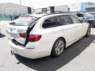 BMW 5-serie 5 serie Touring (F11), Combi, 2009 / 2017 520d xDrive 16V picture 3