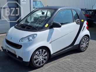 demontáž osobní automobily Smart Fortwo Fortwo Coupe (451.3), Hatchback 3-drs, 2007 1.0 45 KW 2012