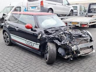 Mini Cooper S Mini (F56), Hatchback 3-drs, 2013 2.0 16V Cooper S picture 2