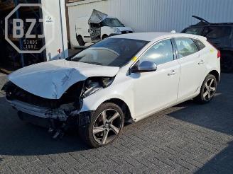 Uttjänta bilar auto Volvo V-40 V40 (MV), Hatchback 5-drs, 2012 / 2019 1.6 T2 GTDi 16V 2014