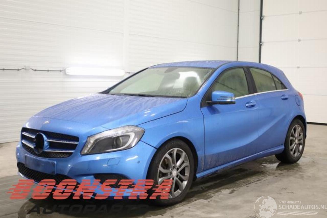 Mercedes A-klasse A (W176), Hatchback, 2012 / 2018 1.5 A-180 CDI, A-180d 16V