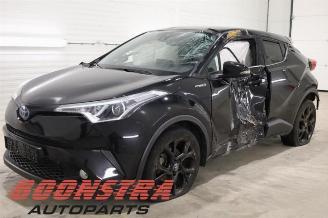 Dezmembrări autoturisme Toyota C-HR C-HR (X1,X5), SUV, 2016 1.8 16V Hybrid 2018/3