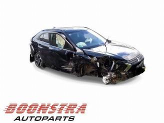 krockskadad bil auto Mitsubishi Eclipse Eclipse Cross (GK/GL), SUV, 2017 2.4 16V PHEV 4x4 2021/7