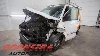 Vrakbiler auto Volkswagen Transporter Transporter T6, Van, 2015 / 2024 2.0 TDI DRF 2017/1