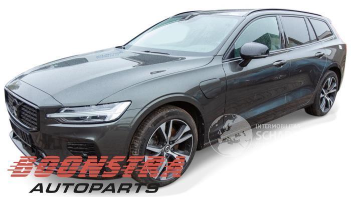 Volvo V-60 V60 II (ZW), Combi, 2018 2.0 T6 16V Twin Engine