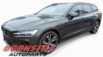 Sloopauto Volvo V-60 V60 II (ZW), Combi, 2018 2.0 T6 16V Twin Engine 2021/5
