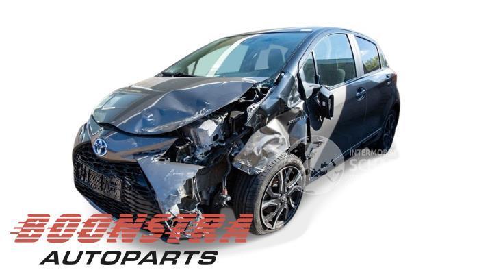 Toyota Yaris Yaris III (P13), Hatchback, 2010 / 2020 1.5 16V Hybrid