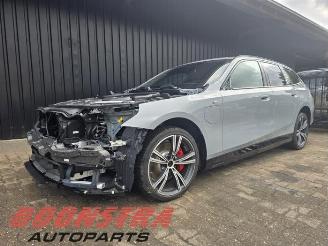 Coche siniestrado BMW 5-serie 5 serie Touring (G61), Combi, 2024 530e 2.0 TwinPower Turbo 16V 2024