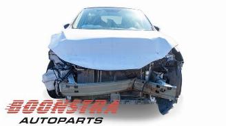Nissan Pulsar Pulsar (C13), Hatchback, 2013 1.5 dCi DPF picture 8