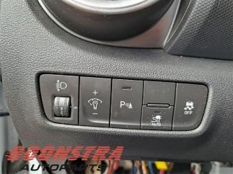 Hyundai Kona Kona (OS), SUV, 2017 / 2023 64 kWh picture 18