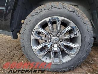Dodge Ram 1500 Crew Cab (DS), Pick-up, 2010 / 2018 5.7 Hemi V8 4x4 picture 24