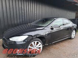 Uttjänta bilar auto Tesla Model S Model S, Liftback, 2012 85D 2015/11