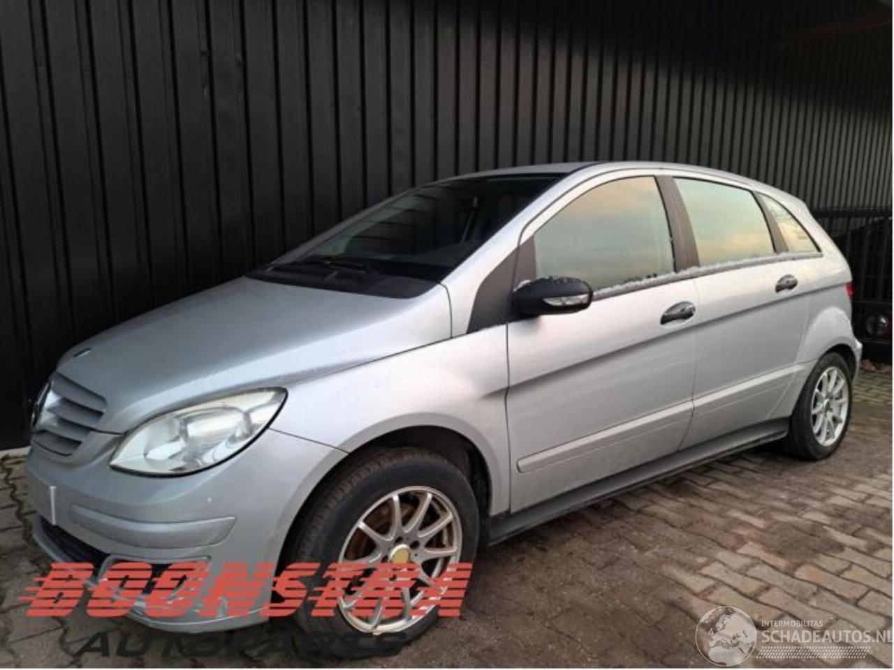 Mercedes B-klasse B (W245), Hatchback, 2005 / 2011 2.0 B-180 CDI 16V