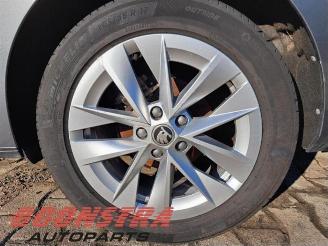 Skoda Octavia Octavia Combi (NXAC), Combi 5-drs, 2019 1.0 TSI e-TEC 12V picture 23