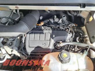 Renault Trafic Trafic (1FL/2FL/3FL/4FL), Van, 2014 1.6 dCi 120 Twin Turbo picture 17