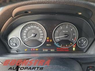 BMW 3-serie 3 serie Touring (F31), Combi, 2012 / 2019 320d 2.0 16V EfficientDynamicsEdition picture 10