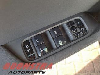 Polestar 2 Polestar 2, Liftback, 2019 78kWh Long Range Single Motor picture 17