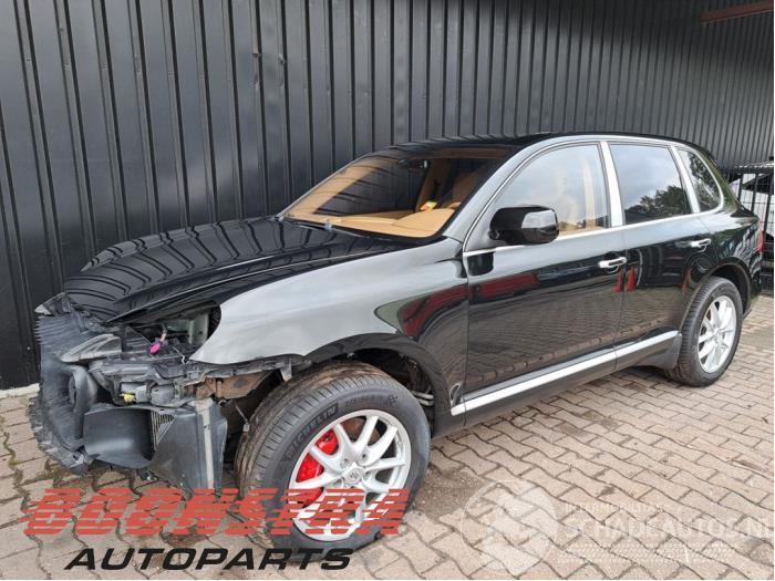 Porsche Cayenne Cayenne (9PA), SUV, 2002 / 2010 4.8 V8 32V Turbo