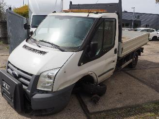 krockskadad bil bedrijf Ford Transit 300S 2.2 TDCI PickUp 2011/5