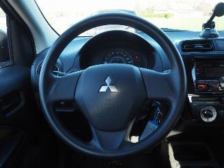 Mitsubishi Space-star 1.0 Entry picture 14