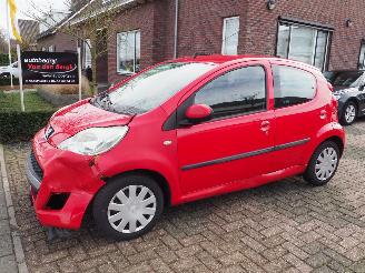 krockskadad bil auto Peugeot 107 1.0-12V XS 2010/6