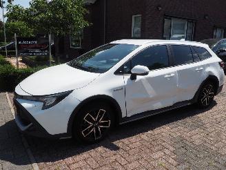 damaged passenger cars Toyota Corolla Touring Sports 1.8 Hybrid Trek 2021/1