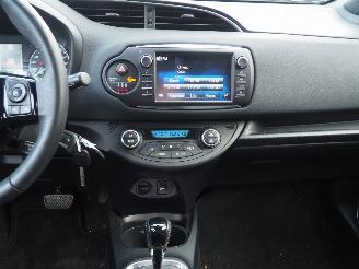 Toyota Yaris 1.5 VVT-i Executive Automaat picture 29
