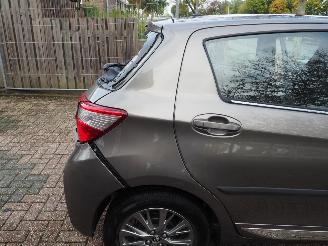 Toyota Yaris 1.5 VVT-i Executive Automaat picture 17