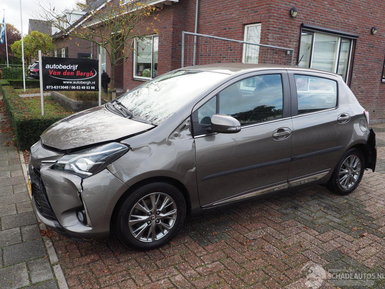 Toyota Yaris 1.5 VVT-i Executive Automaat