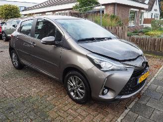Toyota Yaris 1.5 VVT-i Executive Automaat picture 3