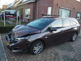 Auto incidentate Opel Astra 1.4 Turbo Innovation 2016/8