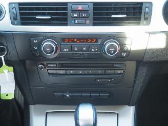 BMW 3-serie 320i Business Line Automaat picture 30