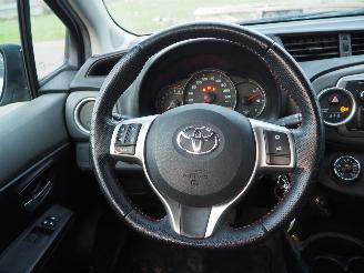 Toyota Yaris 1.3 Dynamic picture 16