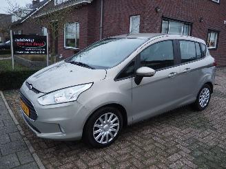 skadebil auto Ford B-Max 1.0 EcoBoost Style 2014/10