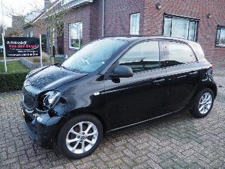 damaged passenger cars Smart Forfour Electric Drive Pure 18 Kwh 2017/12