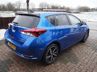 Toyota Auris 1.8 Hybrid dynamic Ultimate picture 4